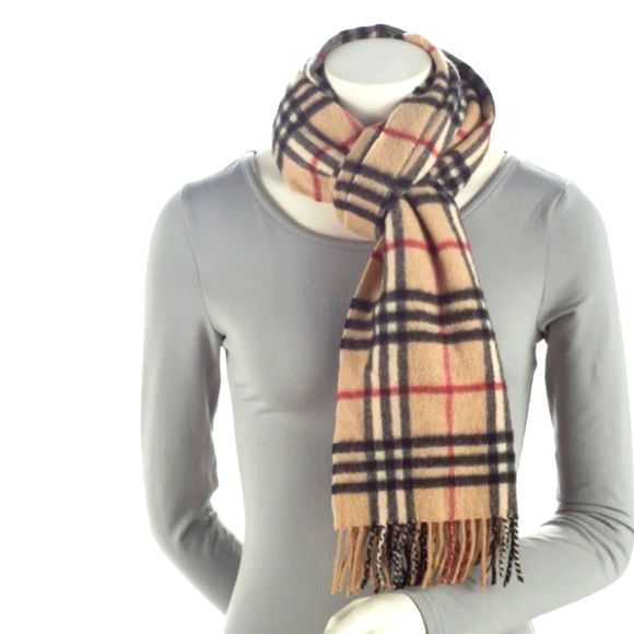 Vintage Burberry Scarve - Picture 1 of 5